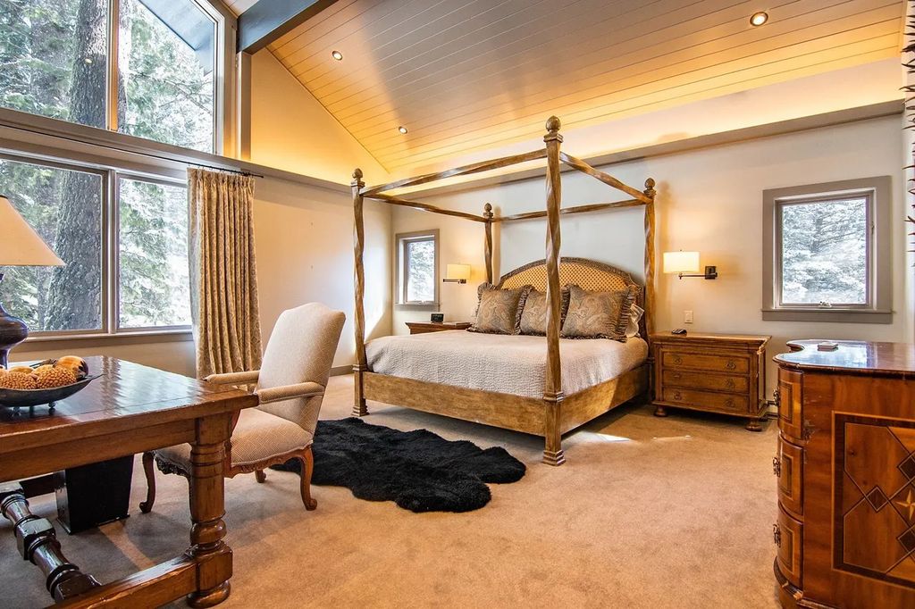Mountain Luxury Redefined Quintessential Ski Chalet in Wyoming for 11.95 Million 21