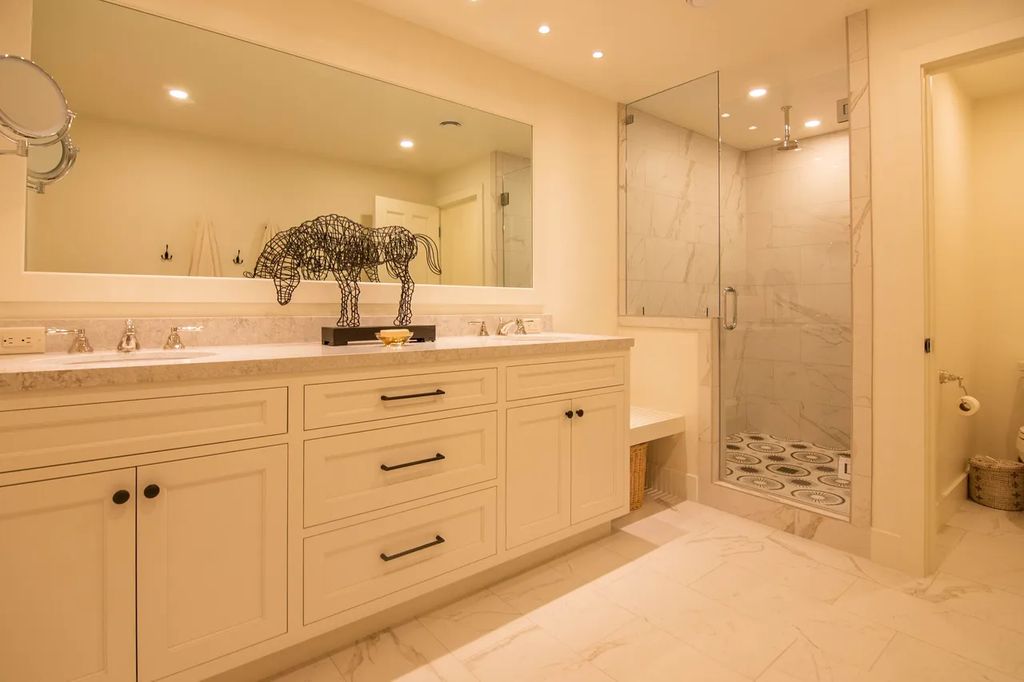 Mountain Luxury Redefined Quintessential Ski Chalet in Wyoming for 11.95 Million 39