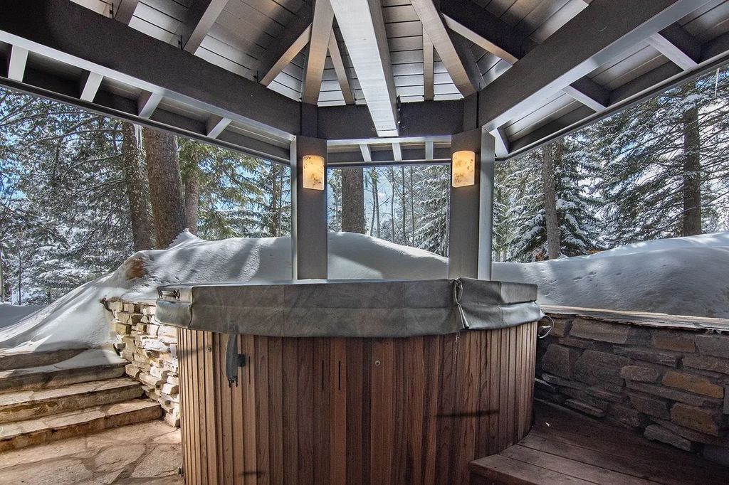 Mountain Luxury Redefined Quintessential Ski Chalet in Wyoming for 11.95 Million 45