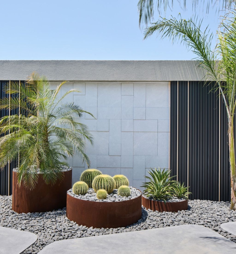 N House Blend of Modernity and Comfort by Ofisvesaire 1