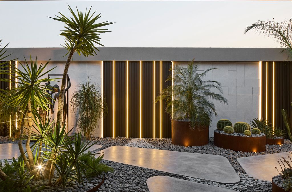 N House Blend of Modernity and Comfort by Ofisvesaire 11
