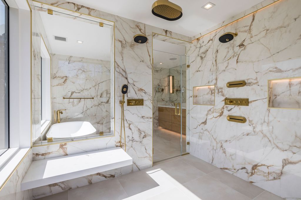 Opulent Living Redefined Stunning New Home in East Hampton Listed for 9195000 14