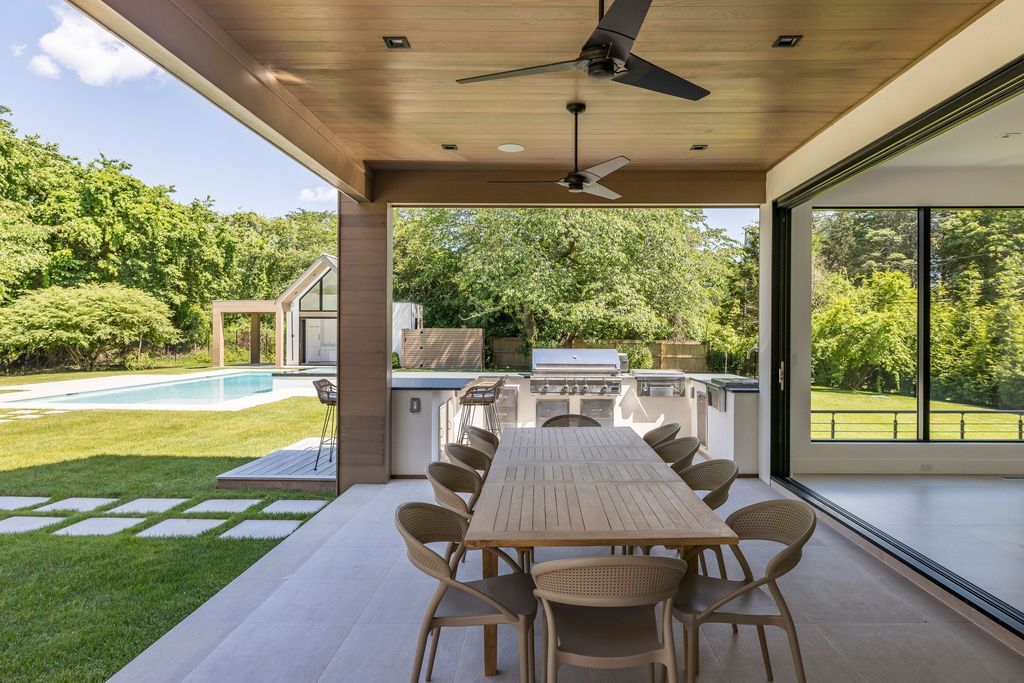 Opulent Living Redefined Stunning New Home in East Hampton Listed for 9195000 43