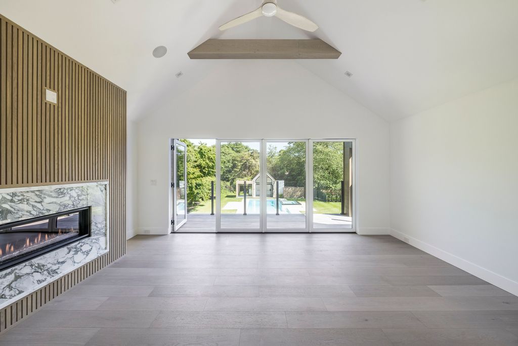 Opulent Living Redefined Stunning New Home in East Hampton Listed for 9195000 46
