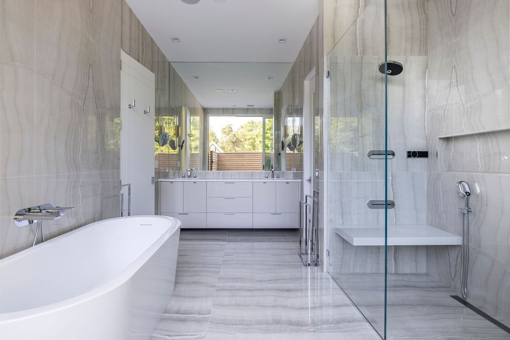 Opulent Living Redefined Stunning New Home in East Hampton Listed for 9195000 48