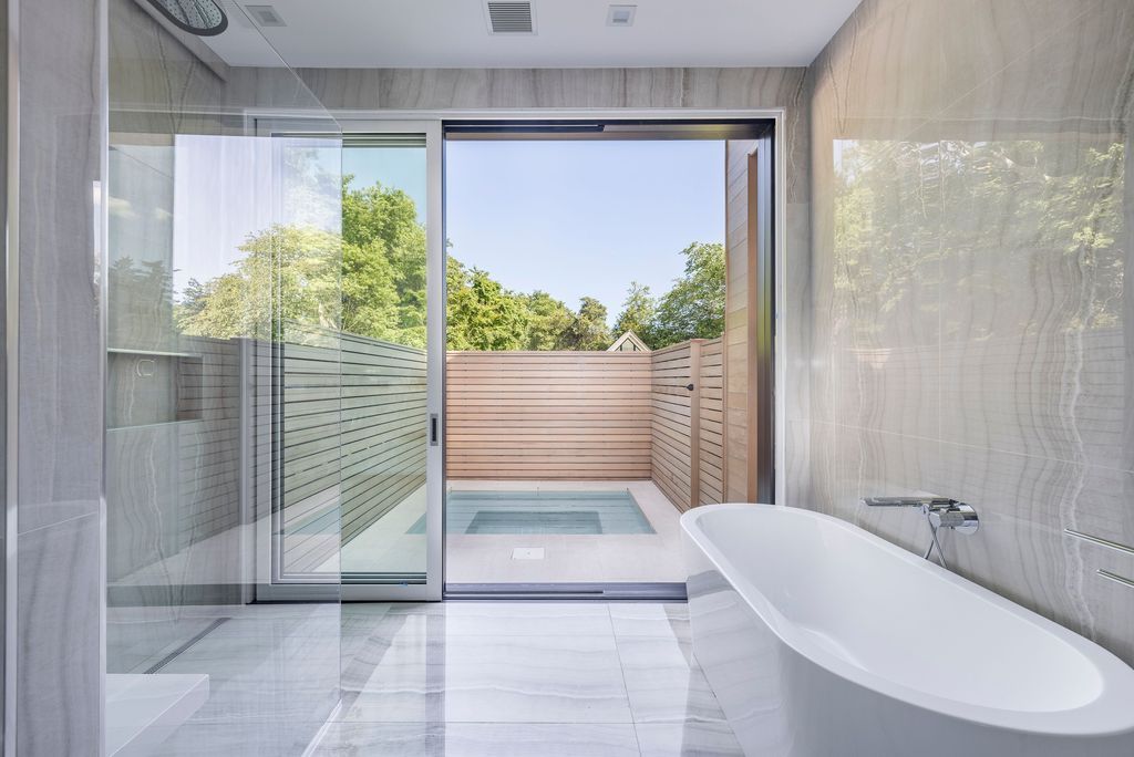 Opulent Living Redefined Stunning New Home in East Hampton Listed for 9195000 52