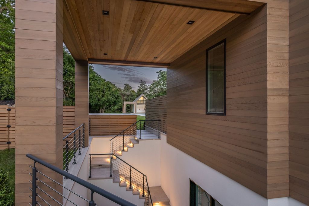 Opulent Living Redefined Stunning New Home in East Hampton Listed for 9195000 55