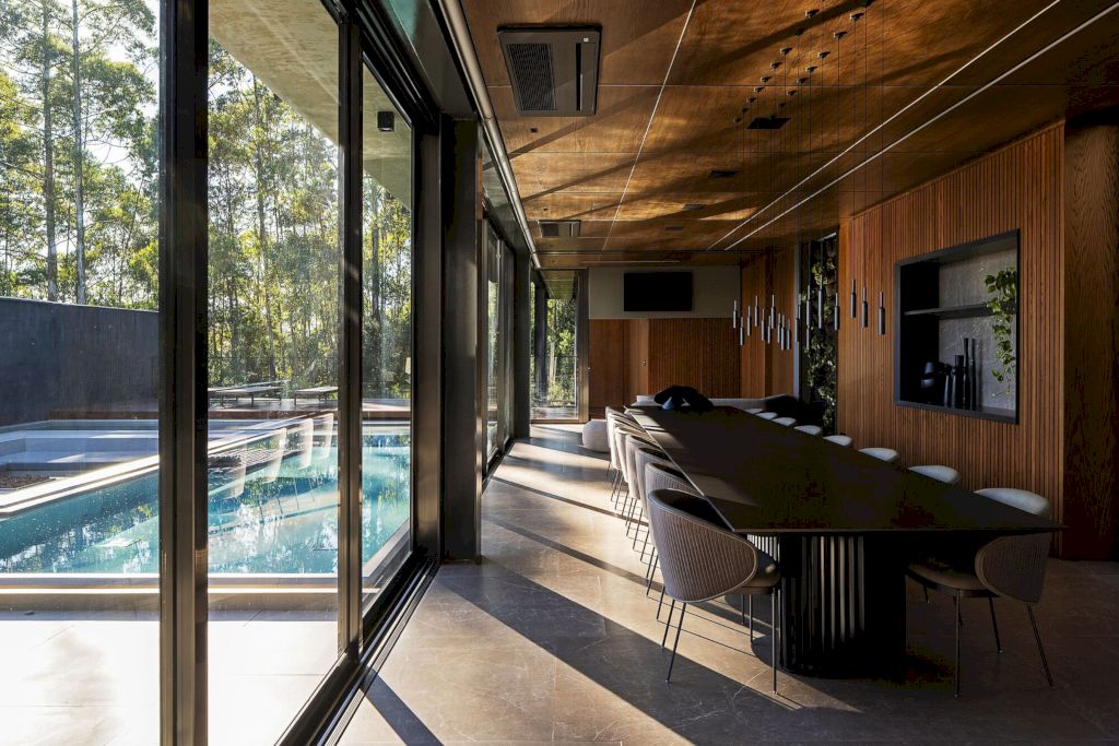 Peninsula House in Brazil by Arquitetos Associados BIRI 29