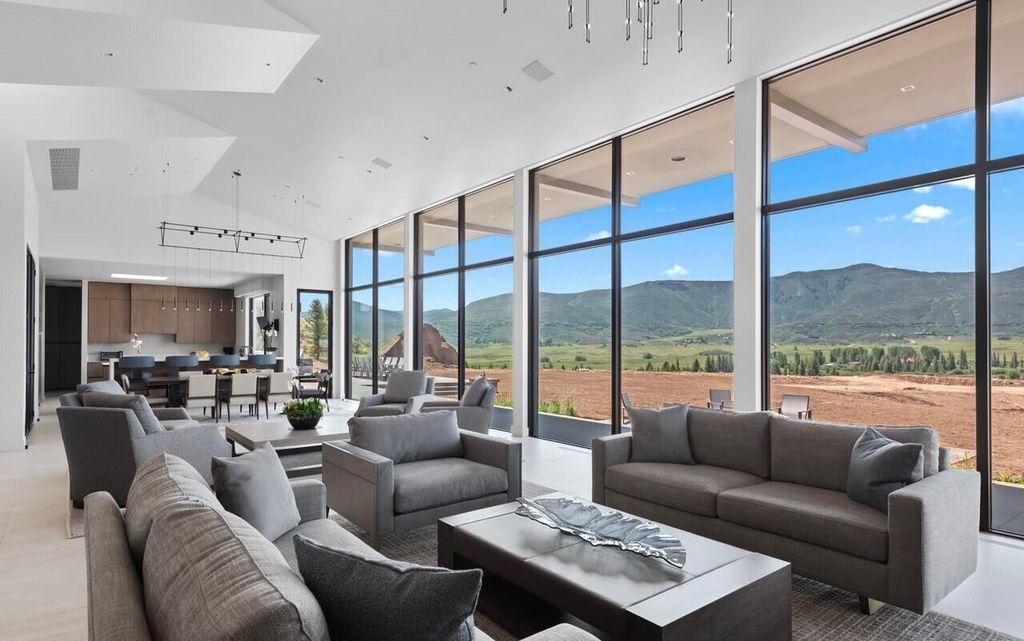 Privacy Beauty and Elegance Sage Ridge in Old Snowmass for 30 Million 14