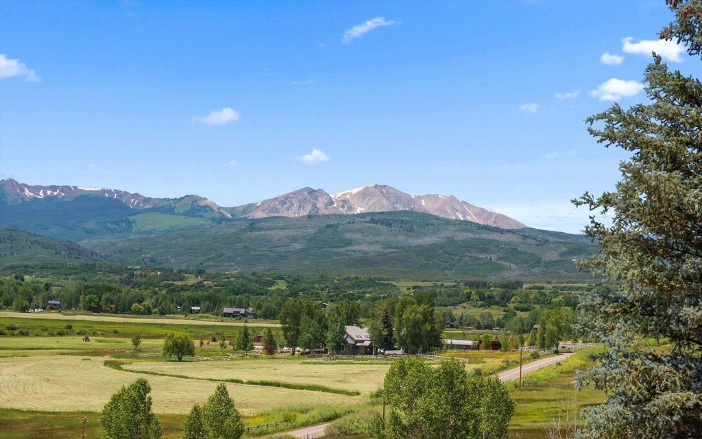 Privacy Beauty and Elegance Sage Ridge in Old Snowmass for 30 Million 36