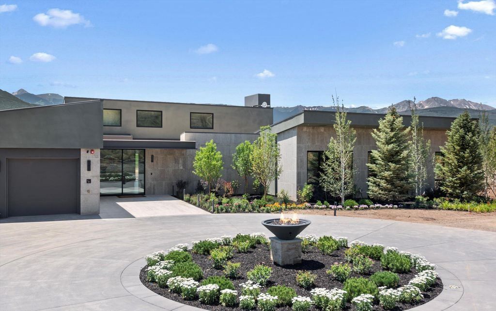 Privacy Beauty and Elegance Sage Ridge in Old Snowmass for 30 Million 9