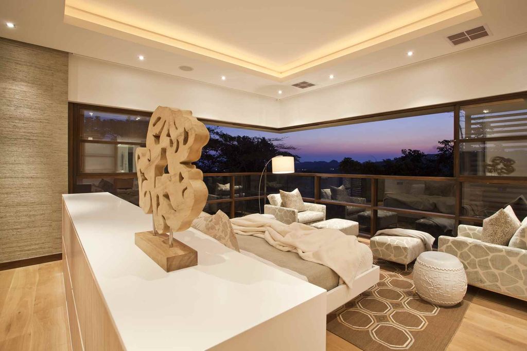 SGNW House Contemporary Haven by Metropole Architects 10