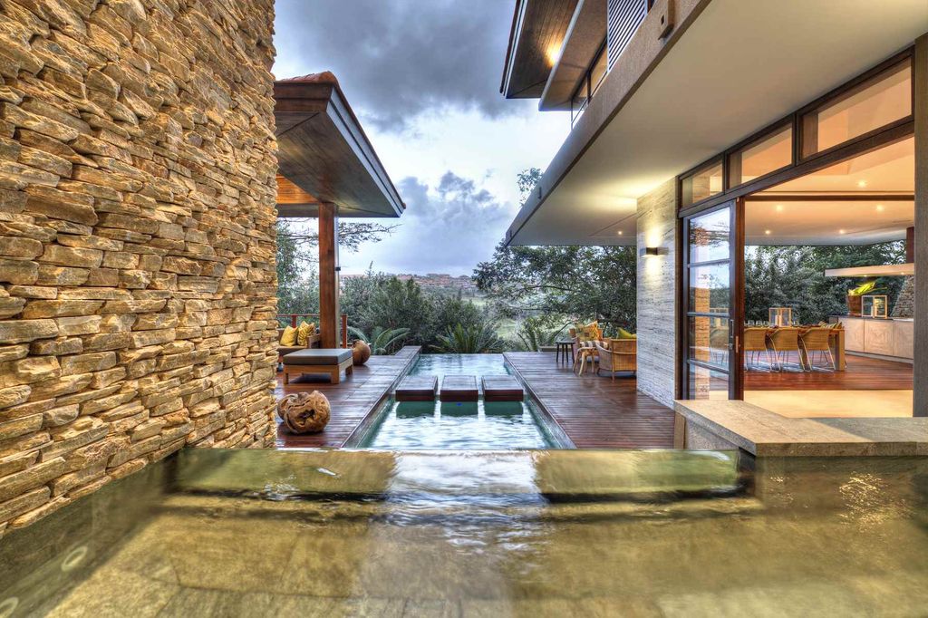 SGNW House Contemporary Haven by Metropole Architects 17
