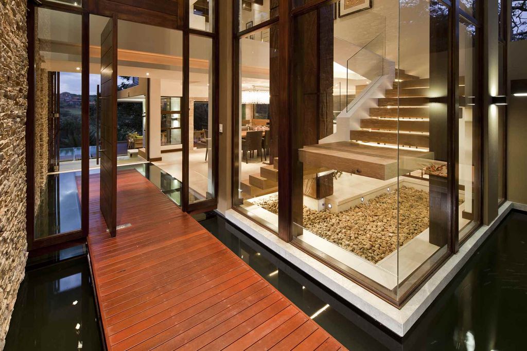 SGNW House Contemporary Haven by Metropole Architects 4