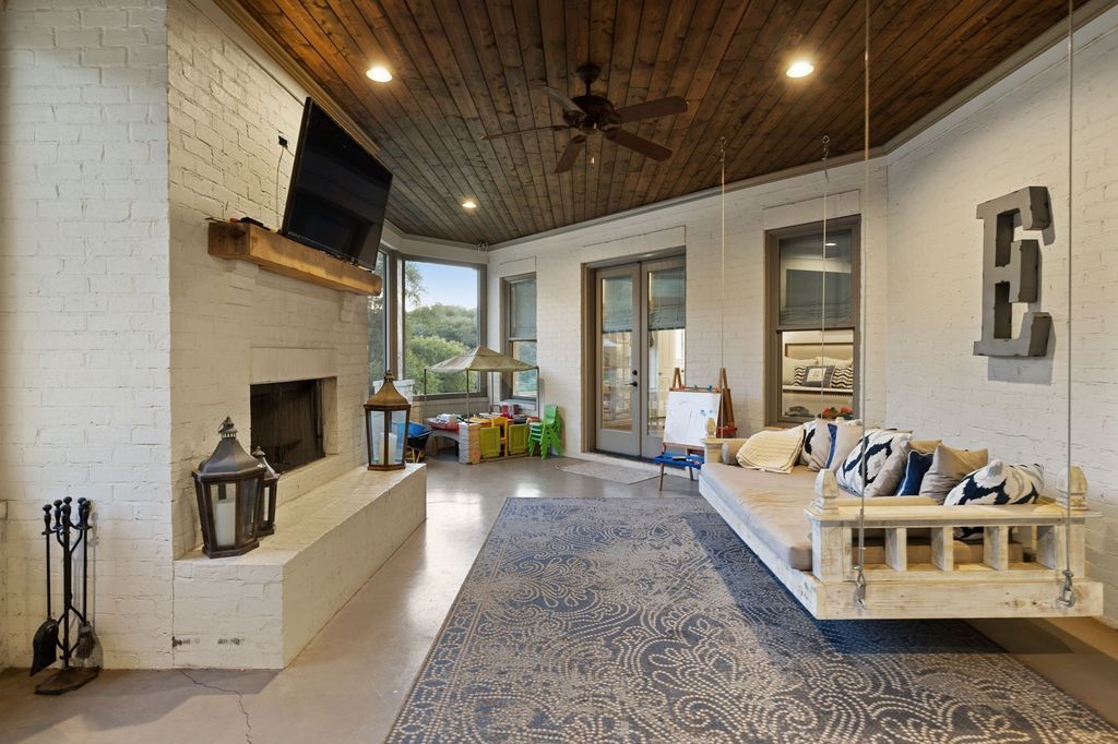 Secluded Luxury Gated Hilltop Estate on 6 Acres in Tennessee Priced at 3399900 52