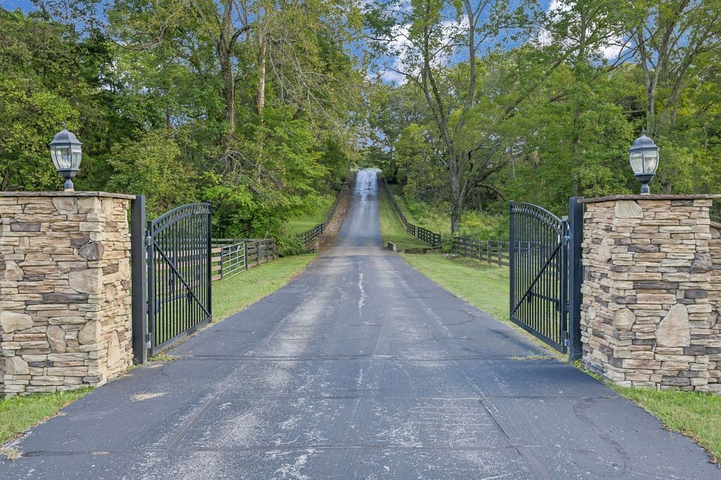 Secluded Luxury Gated Hilltop Estate on 6 Acres in Tennessee Priced at 3399900 60
