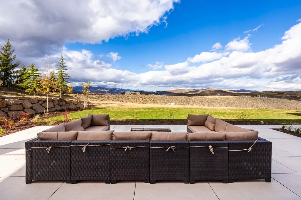Sophistication Perfected Grove Homes Alex Adamson Creation in Utah Priced at 8995000 53