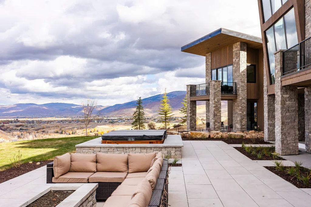 Sophistication Perfected Grove Homes Alex Adamson Creation in Utah Priced at 8995000 57