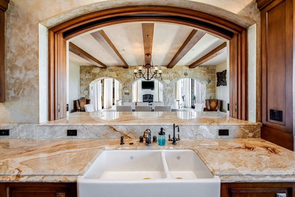 Timeless Tuscan Design Meets Malibus Beauty 29995000 Villa with Stunning Views 15