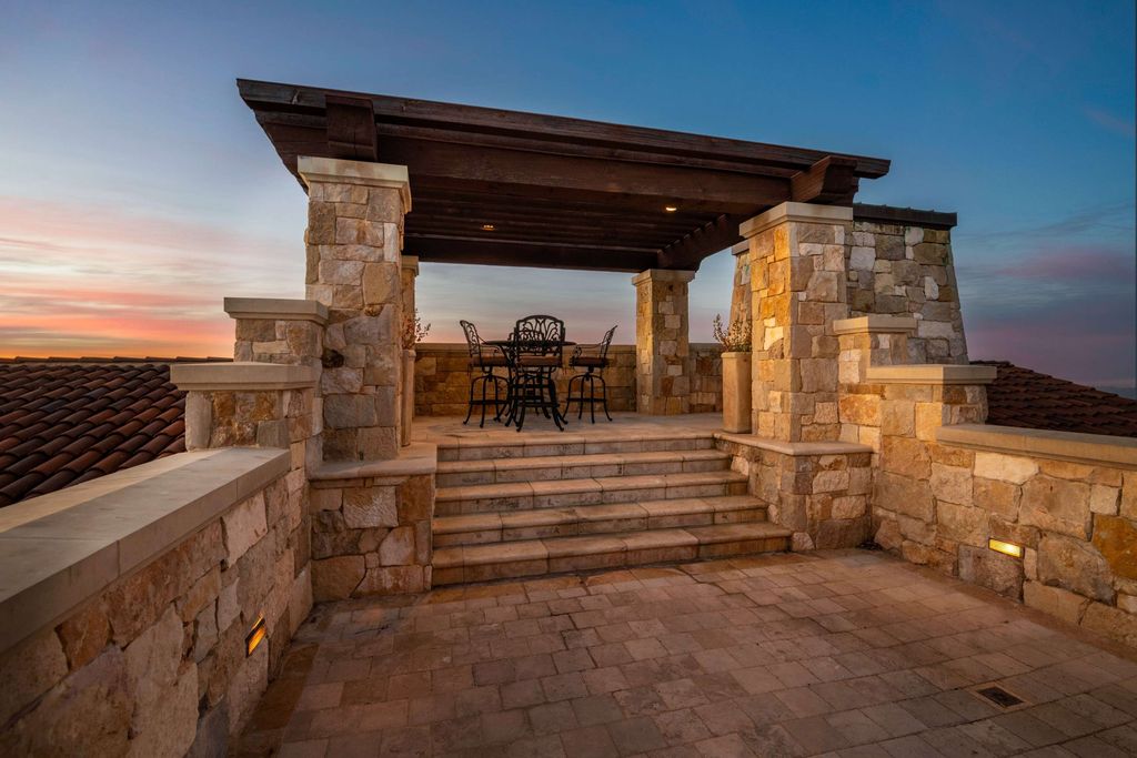 Timeless Tuscan Design Meets Malibus Beauty 29995000 Villa with Stunning Views 68