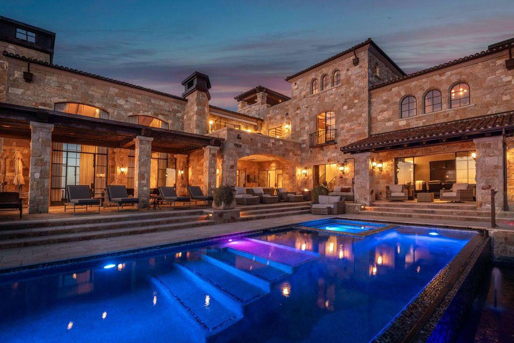Timeless Tuscan Design Meets Malibus Beauty 29995000 Villa with Stunning Views 78