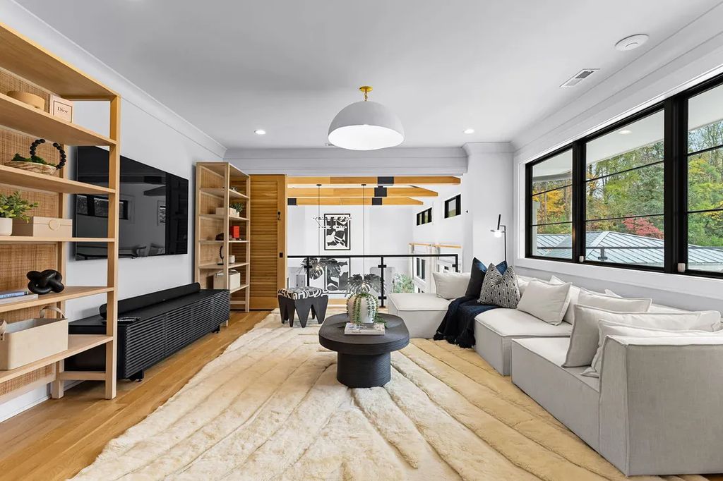 Tranquility and Sophistication A Home Designed for Comfort Available for 8.25 Million 32