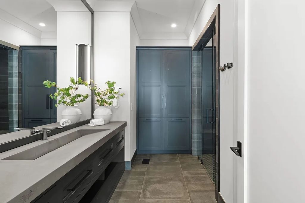 Tranquility and Sophistication A Home Designed for Comfort Available for 8.25 Million 38