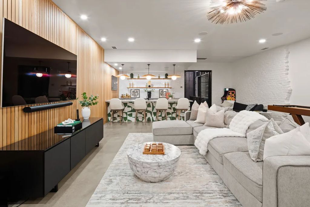 Tranquility and Sophistication A Home Designed for Comfort Available for 8.25 Million 40