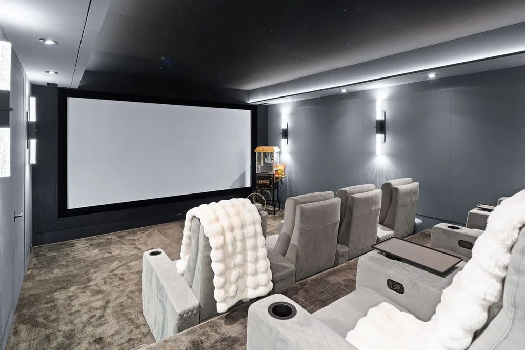 Tranquility and Sophistication A Home Designed for Comfort Available for 8.25 Million 44