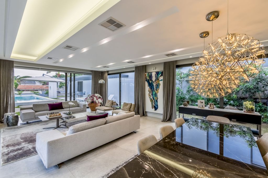 Umhlanga One for Coastal Living by Kevin Lloyd Architects 9