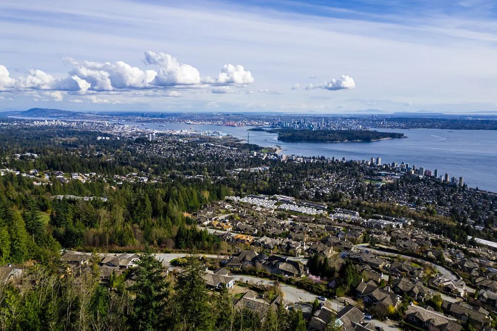 West Vancouver Luxury Redefined Iconic Residence Priced at C13 Million 21