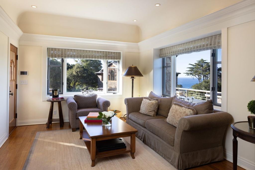 A California Treasure Beautifully Reimagined Craftsman Style Home Asking 16.8 Million 11
