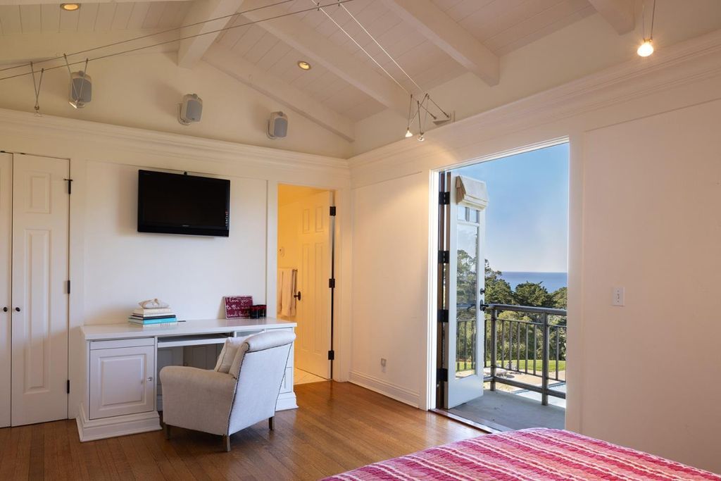 A California Treasure Beautifully Reimagined Craftsman Style Home Asking 16.8 Million 29