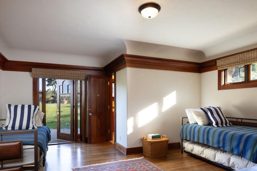 A California Treasure Beautifully Reimagined Craftsman Style Home Asking 16.8 Million 45