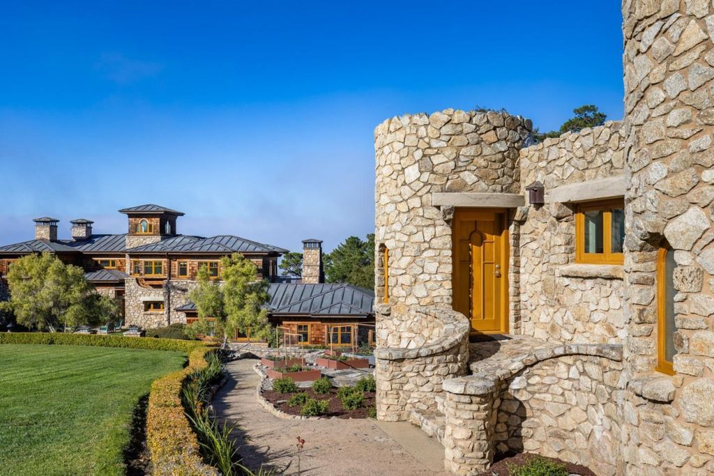 A California Treasure Beautifully Reimagined Craftsman Style Home Asking 16.8 Million 54