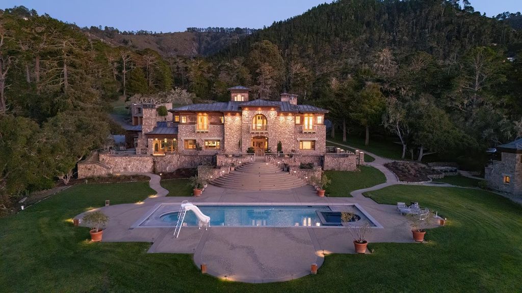 A California Treasure Beautifully Reimagined Craftsman Style Home Asking 16.8 Million 57