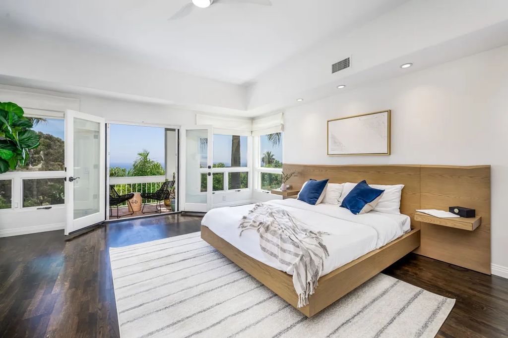 A Coastal Dream Contemporary Spanish Estate in Malibu with Sweeping Ocean Views for 7.65 Million 24
