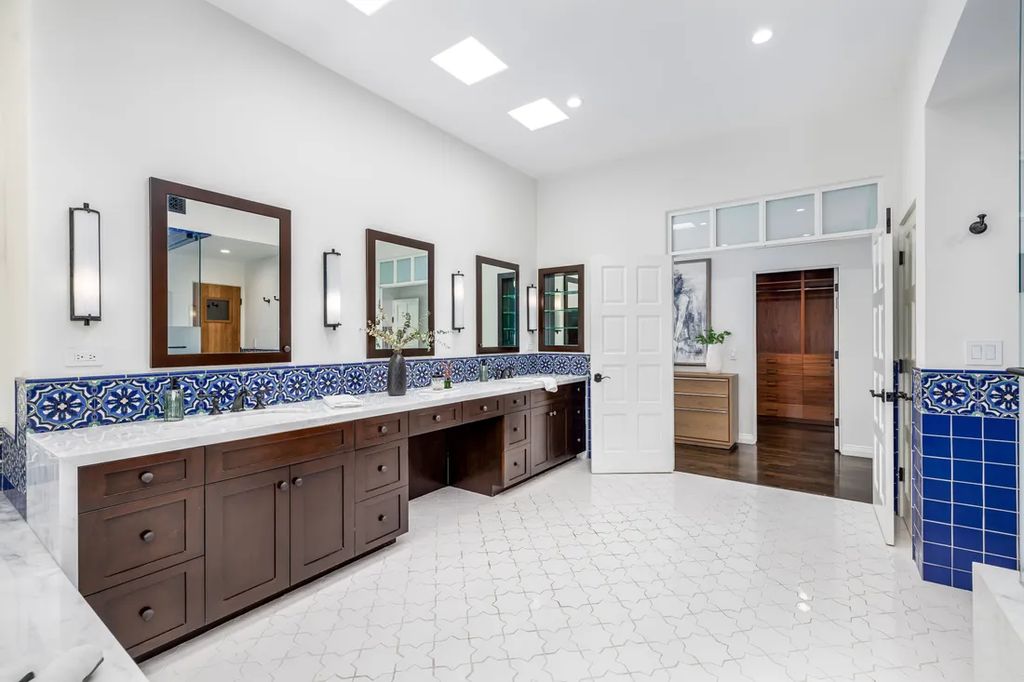A Coastal Dream Contemporary Spanish Estate in Malibu with Sweeping Ocean Views for 7.65 Million 30
