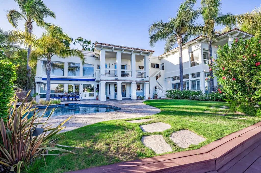 A Coastal Dream Contemporary Spanish Estate in Malibu with Sweeping Ocean Views for 7.65 Million 66