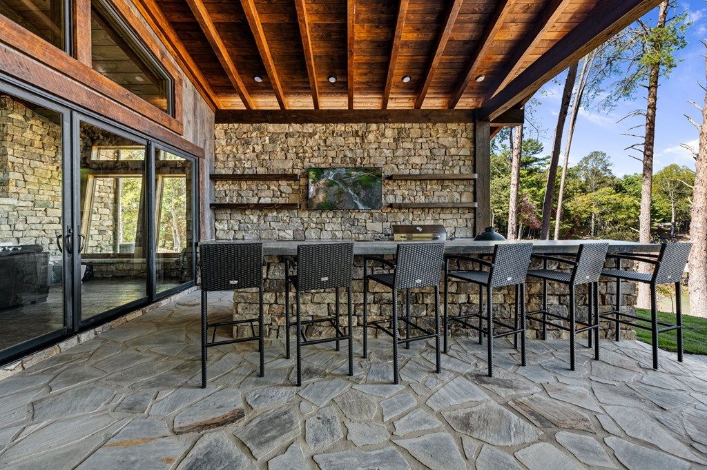 A Masterpiece by Keith Sumner Stunning Retreat on Lake Blue Ridge for 5.2 Million 10