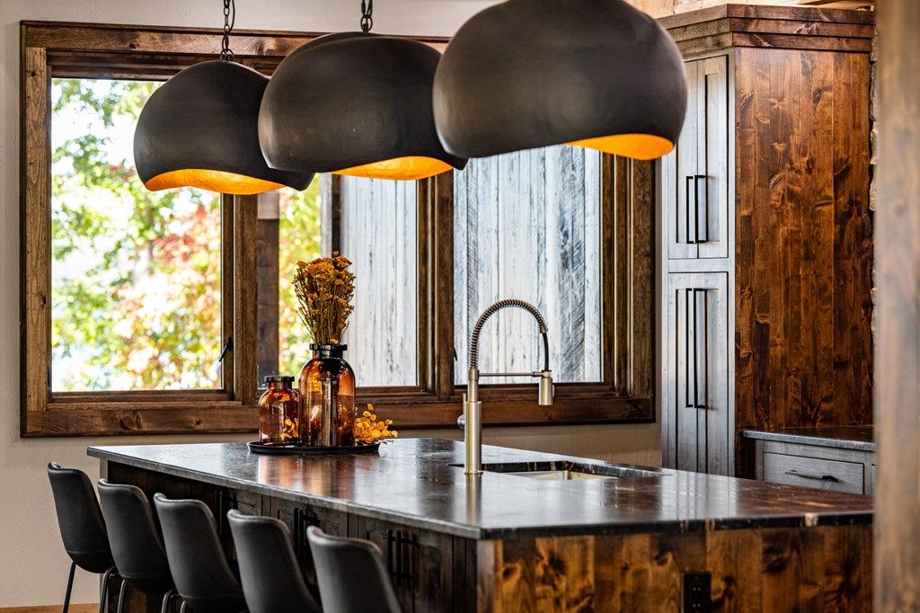 A Masterpiece by Keith Sumner Stunning Retreat on Lake Blue Ridge for 5.2 Million 25 1