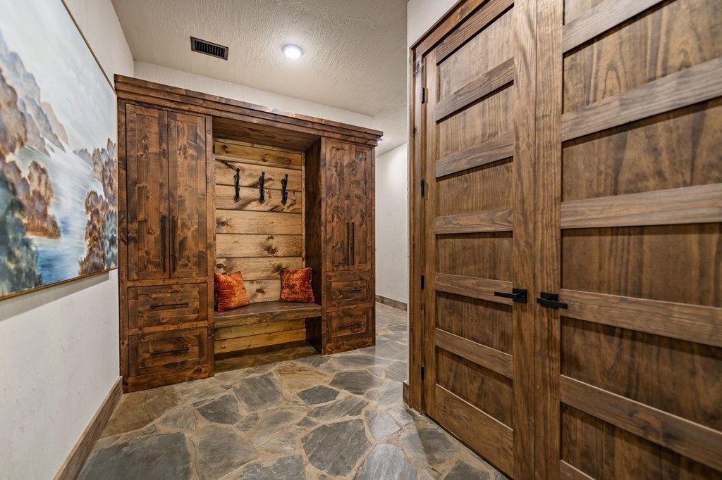 A Masterpiece by Keith Sumner Stunning Retreat on Lake Blue Ridge for 5.2 Million 52 1