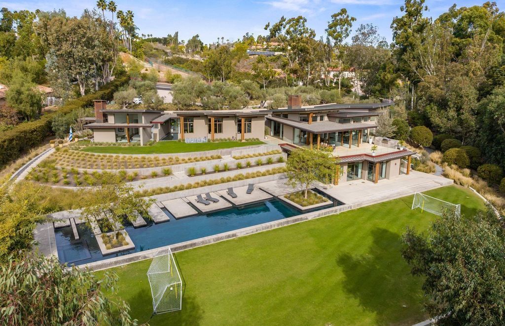 A Masterpiece of Modern Design Warm Contemporary Home with Sweeping Country Views Asking 20 Million 1