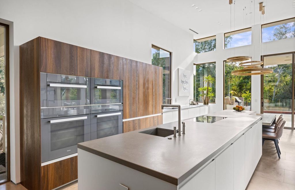 A Masterpiece of Modern Design Warm Contemporary Home with Sweeping Country Views Asking 20 Million 12