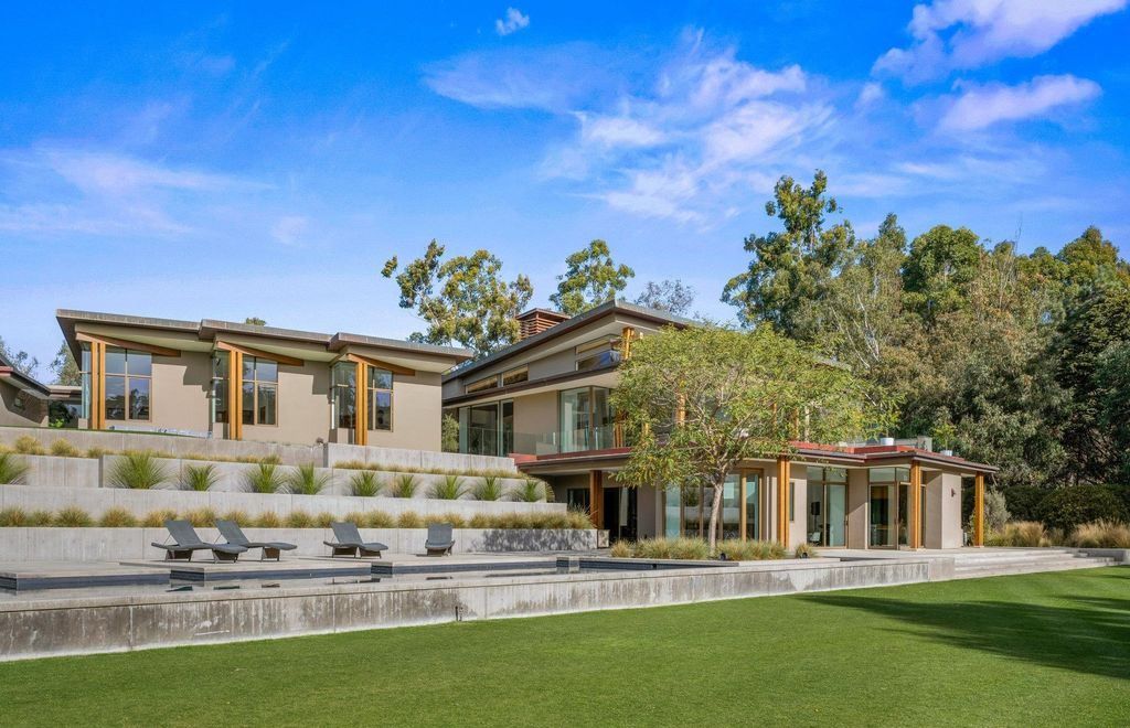A Masterpiece of Modern Design Warm Contemporary Home with Sweeping Country Views Asking 20 Million 23