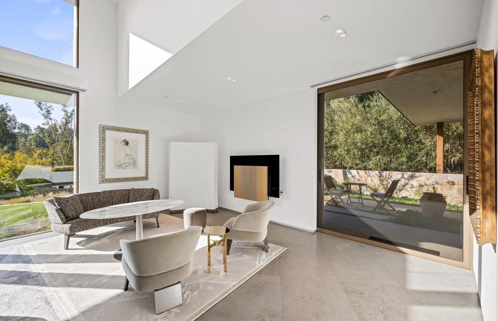 A Masterpiece of Modern Design Warm Contemporary Home with Sweeping Country Views Asking 20 Million 36