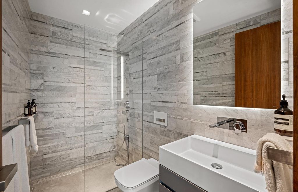 A Masterpiece of Modern Design Warm Contemporary Home with Sweeping Country Views Asking 20 Million 42