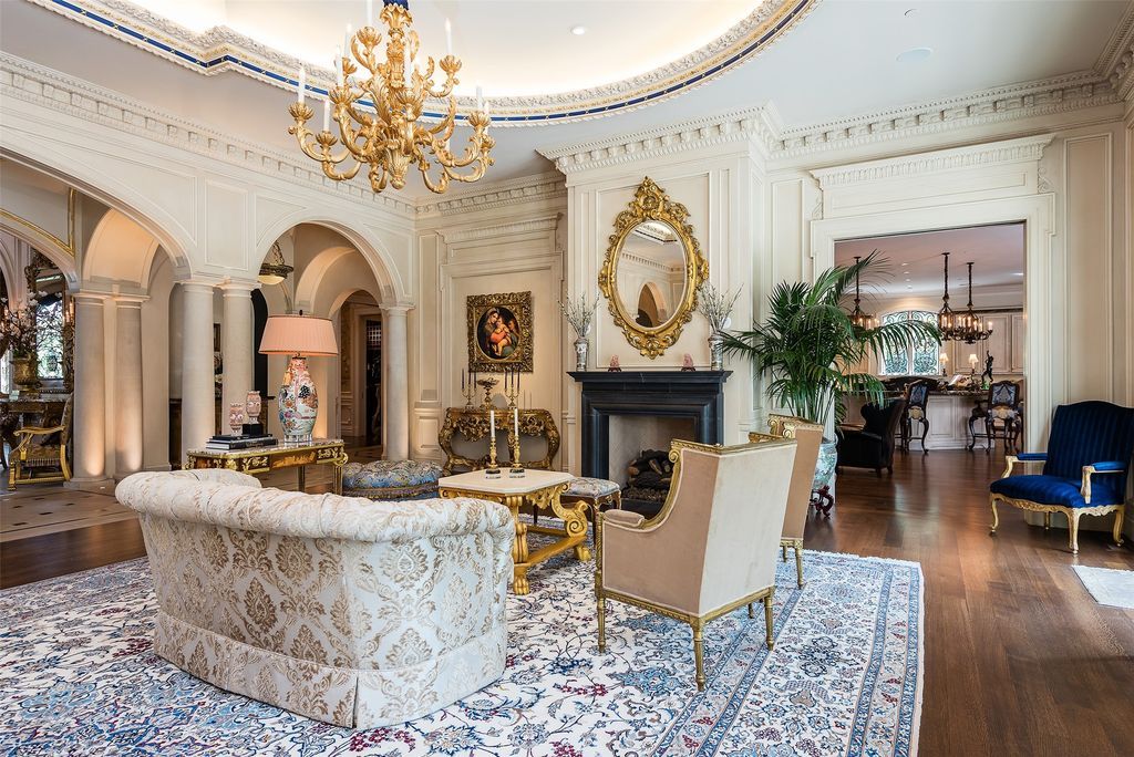 A Private Oasis 23.5M French Renaissance Inspired Home with Resort Like Tranquility 7