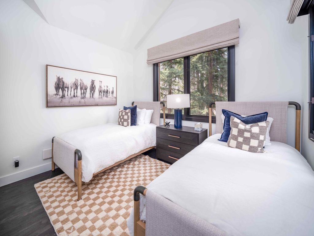 A Skiers Paradise Custom Home with Effortless Access to Sundance Ski Trail for 10.5 Million 22