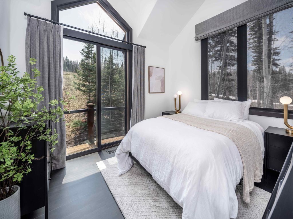 A Skiers Paradise Custom Home with Effortless Access to Sundance Ski Trail for 10.5 Million 26